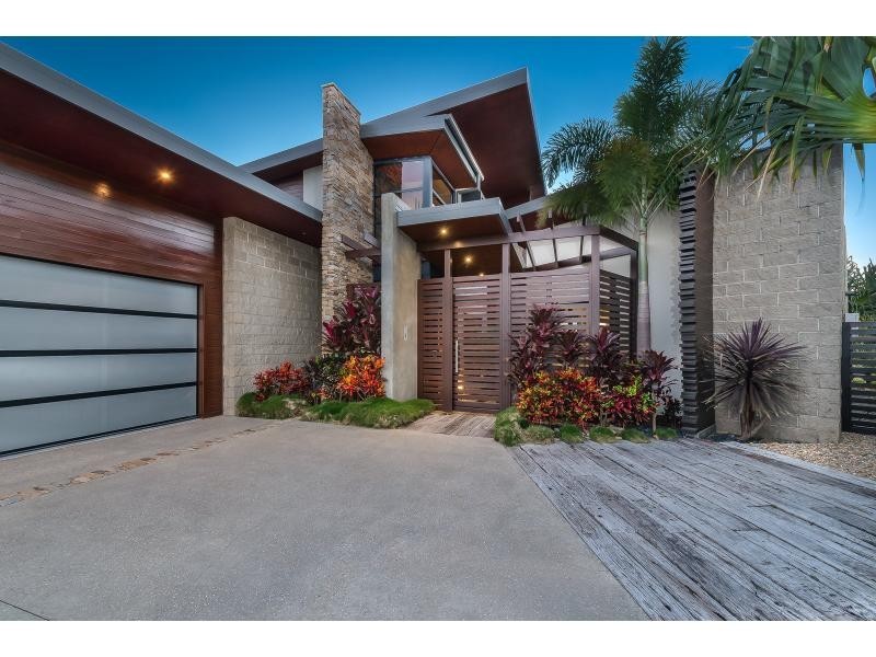 37 Quayside Drive, Helensvale QLD 4212