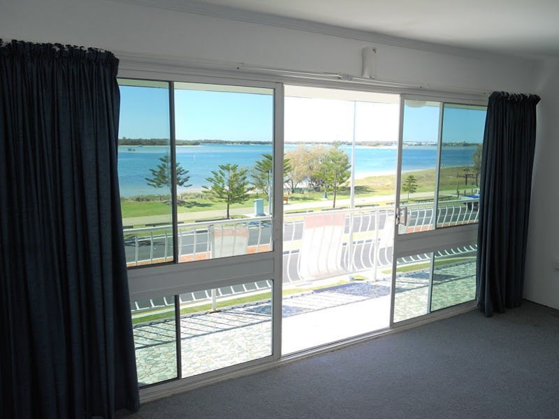 8/402 Marine Parade, Biggera Waters QLD 4216