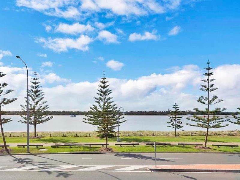 8/402 Marine Parade, Biggera Waters QLD 4216