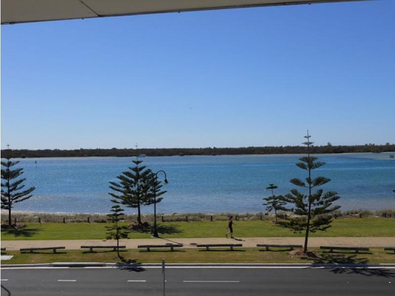 8/402 Marine Parade, Biggera Waters QLD 4216