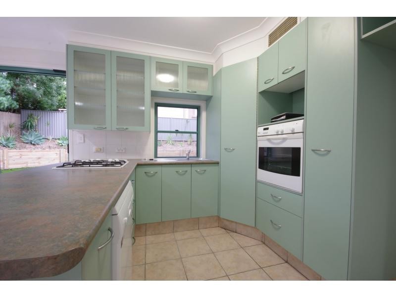 3/105 Pohlman Street, Southport QLD 4215