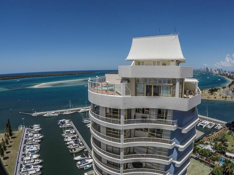 33/19 Oatland Esplanade, Runaway Bay QLD 4216