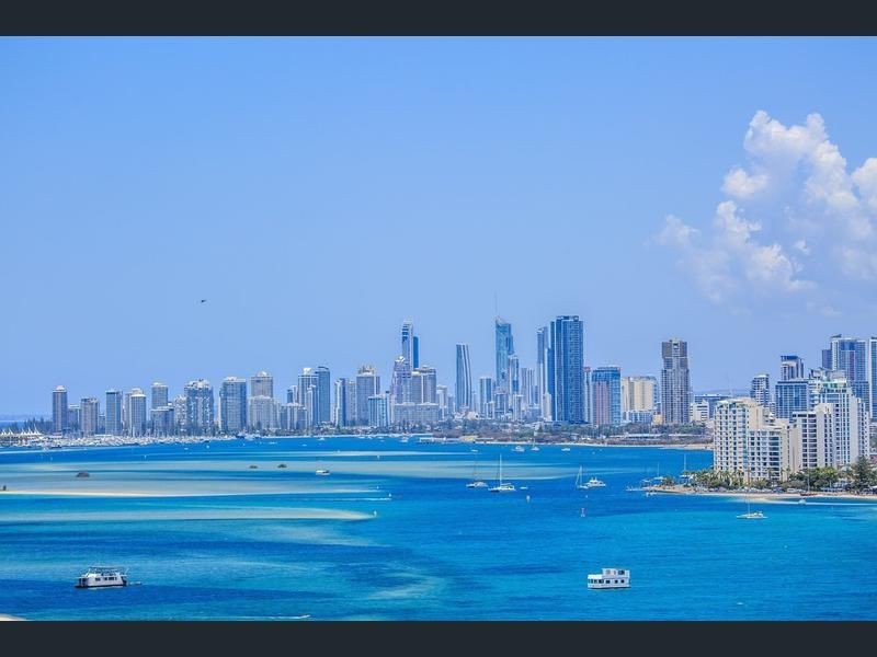 33/19 Oatland Esplanade, Runaway Bay QLD 4216