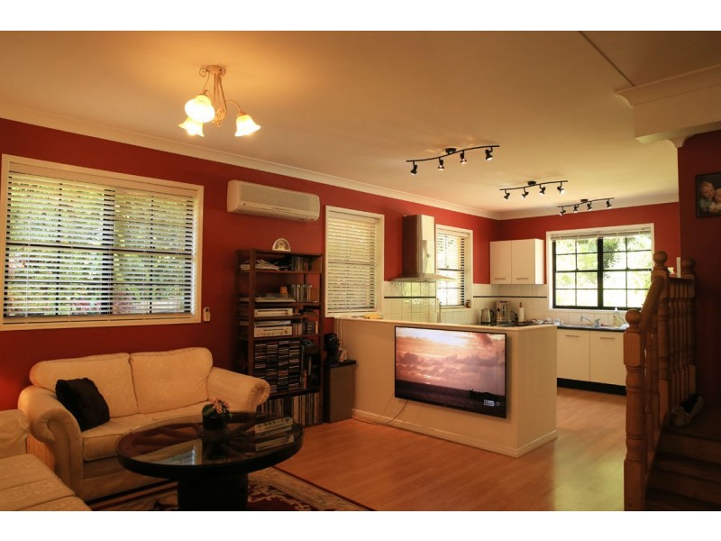 5 Platt Place, Tamborine Mountain QLD 4272
