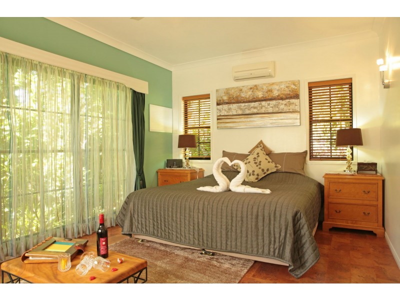 5 Platt Place, Tamborine Mountain QLD 4272