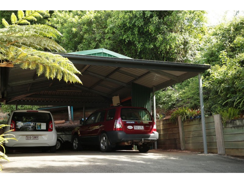 5 Platt Place, Tamborine Mountain QLD 4272