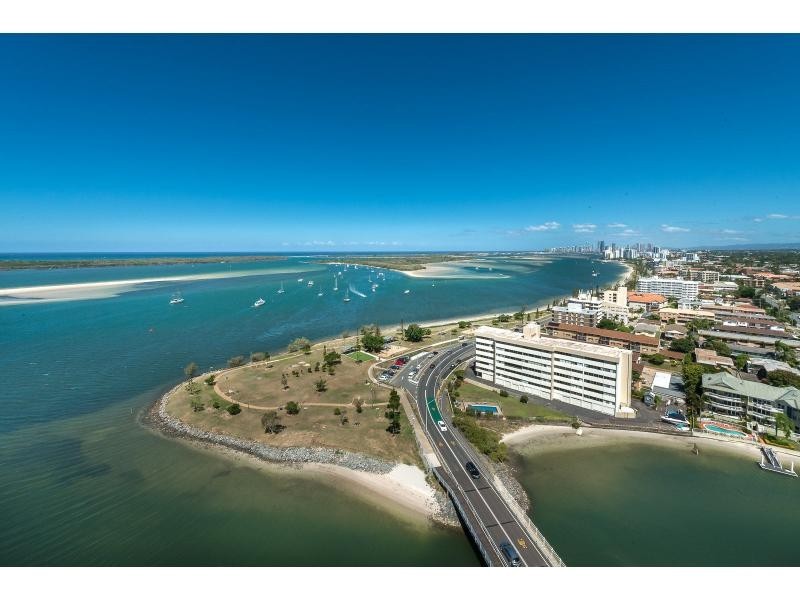 3/9 Bayview Street, Runaway Bay QLD 4216