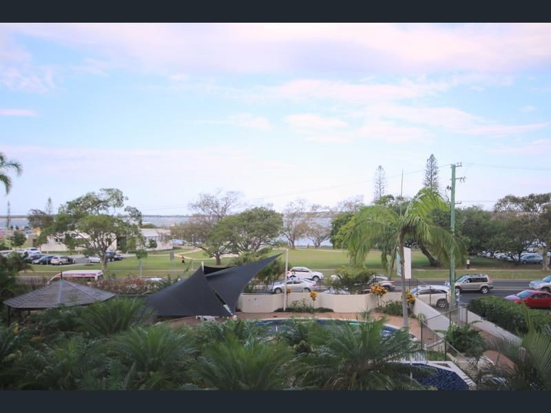 2c/114 Marine Parade, Southport QLD 4215