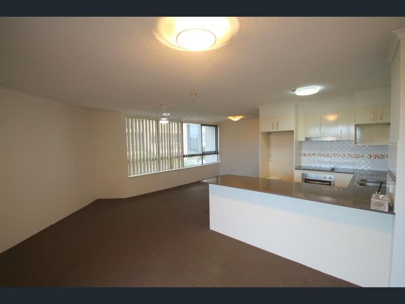 2c/114 Marine Parade, Southport QLD 4215