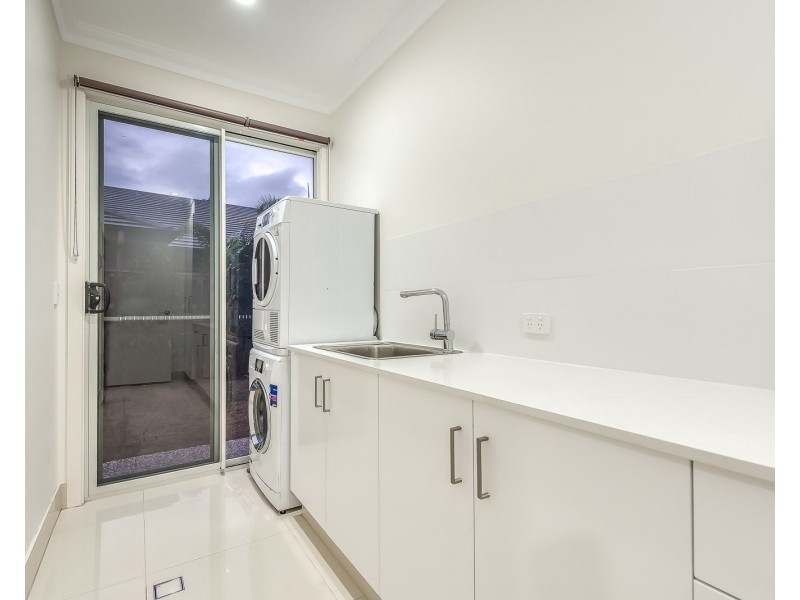 5 Halifax Circuit, Pimpama QLD 4209