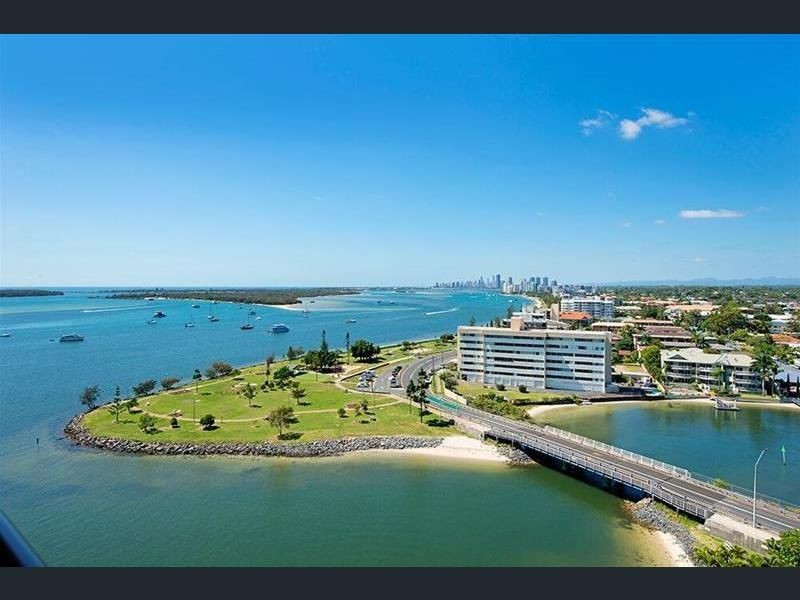 64/9 Bayview Street, Runaway Bay QLD 4216