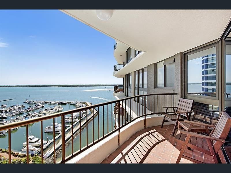 64/9 Bayview Street, Runaway Bay QLD 4216