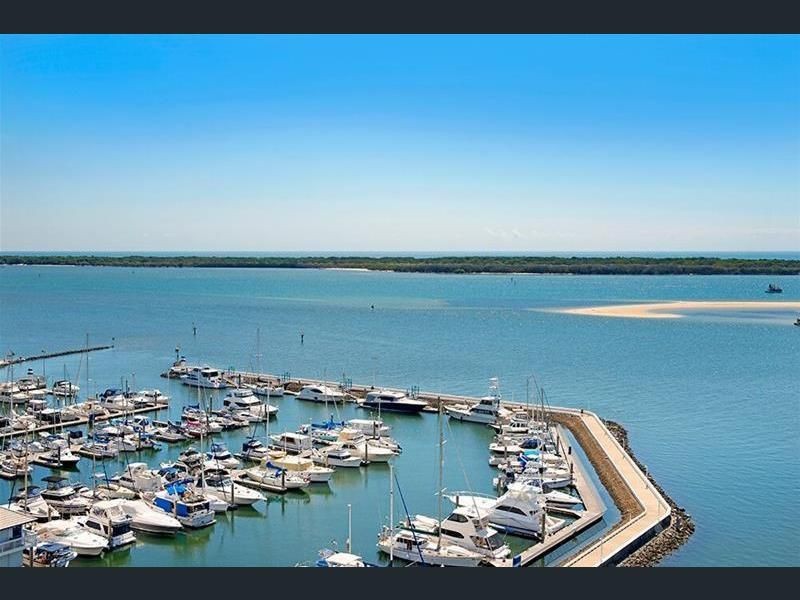 64/9 Bayview Street, Runaway Bay QLD 4216