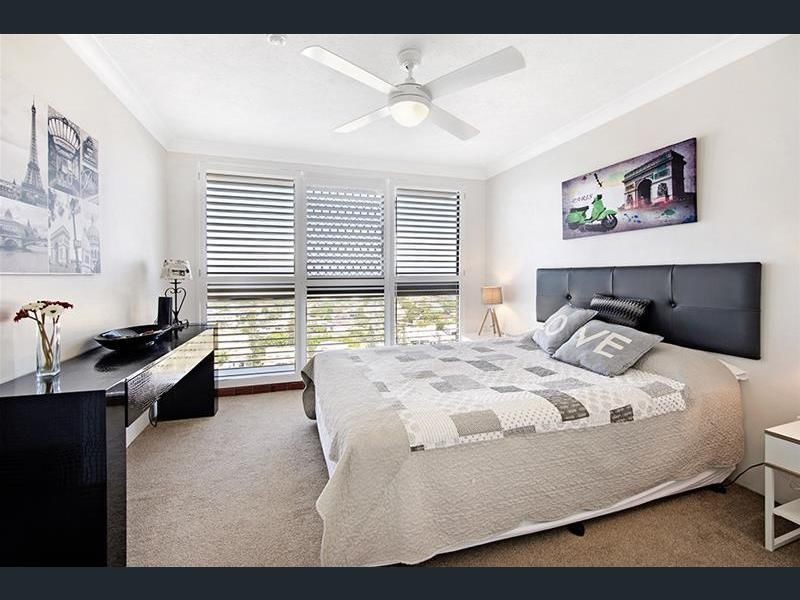 64/9 Bayview Street, Runaway Bay QLD 4216