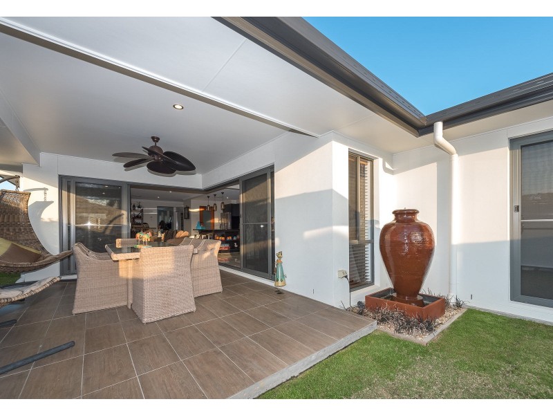 19 Kalgoorlie Street, Pimpama QLD 4209
