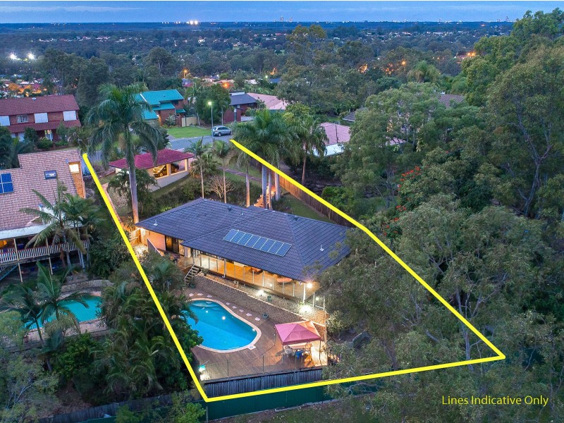 8 Leura Place, Helensvale QLD 4212