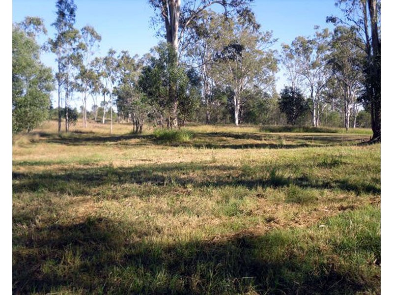 64 Selwyn Road, Esk QLD 4312