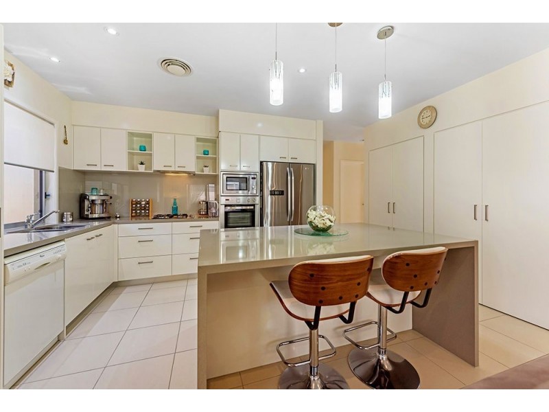 192/1 Halcyon Way, Hope Island QLD 4212