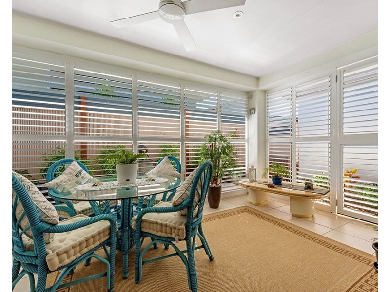 192/1 Halcyon Way, Hope Island QLD 4212