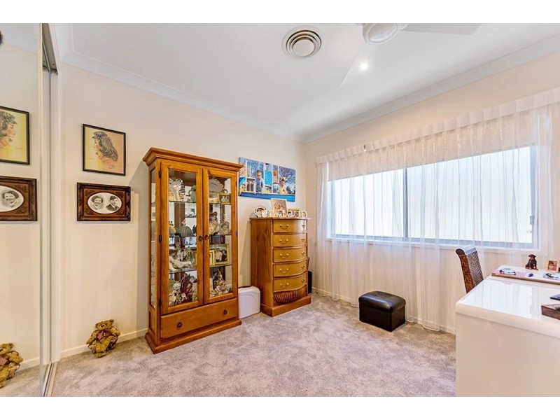 192/1 Halcyon Way, Hope Island QLD 4212