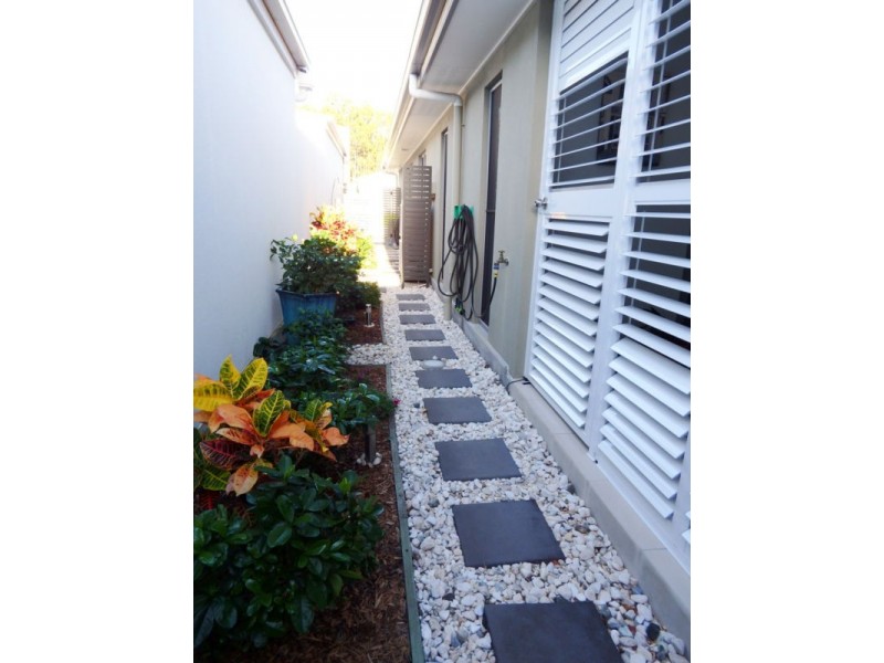 192/1 Halcyon Way, Hope Island QLD 4212