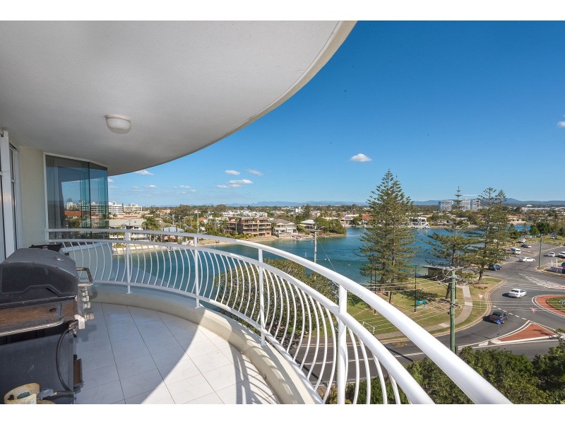 16/5 Bayview Street, Runaway Bay QLD 4216