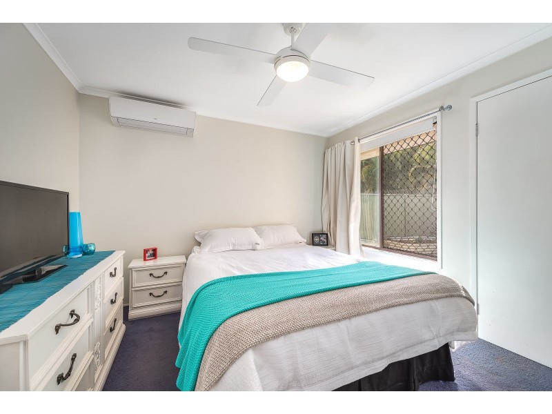 2/8 Telopea Street, Labrador QLD 4215