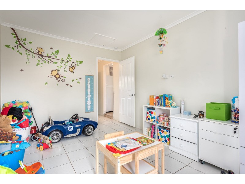 2/8 Telopea Street, Labrador QLD 4215