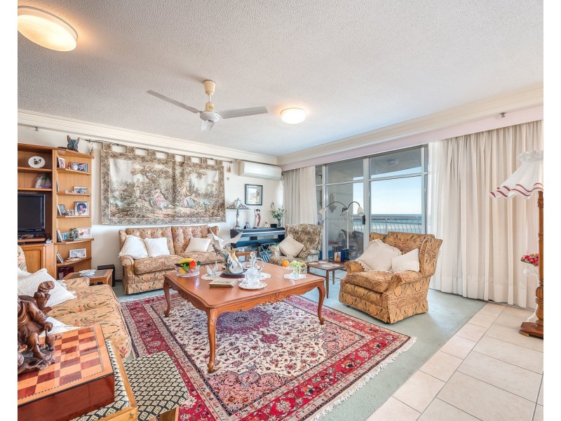 15C/5 Bayview Street, Runaway Bay QLD 4216