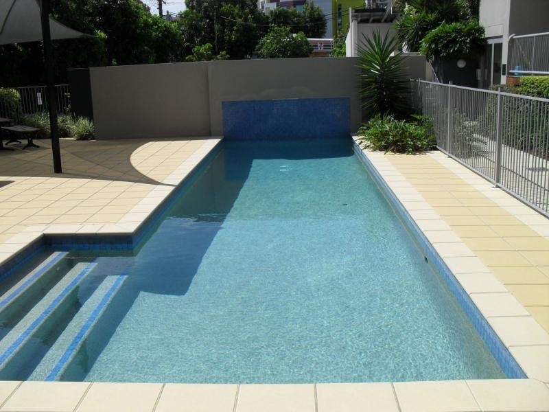 10/12 Bayview Street, Runaway Bay QLD 4216