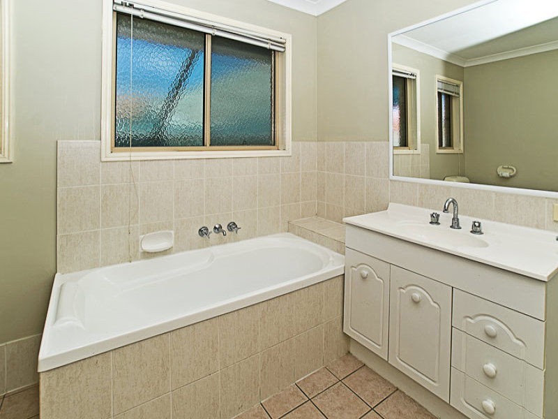 9 Ireland Way, Upper Coomera QLD 4209