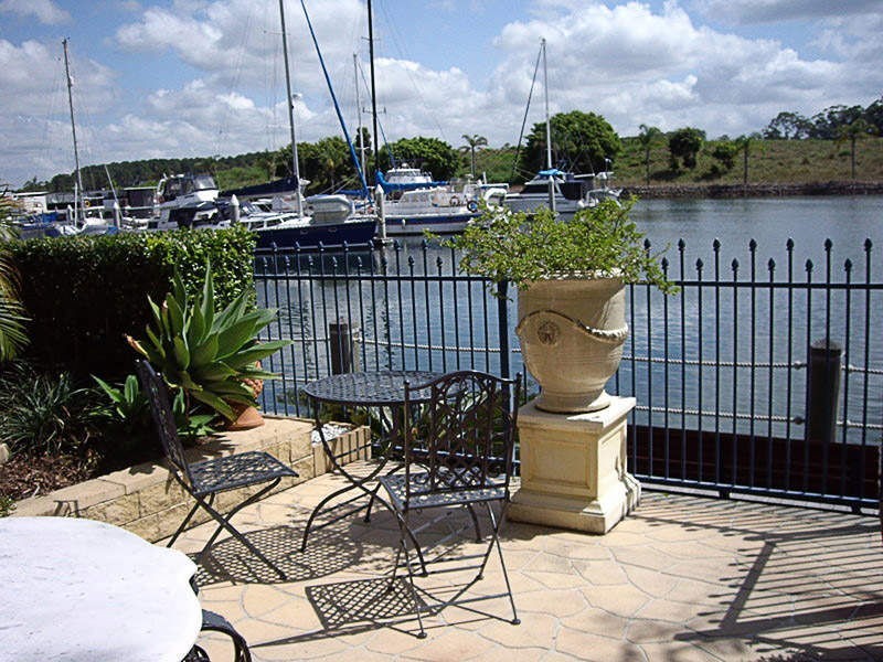 Hope Island QLD 4212