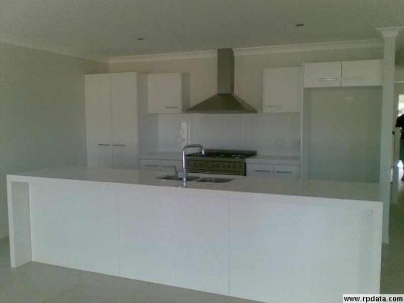 7 Chromata Lane, Coomera QLD 4209