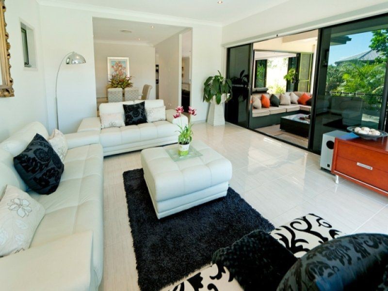 Hope Island QLD 4212