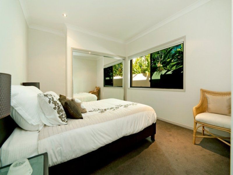 Hope Island QLD 4212