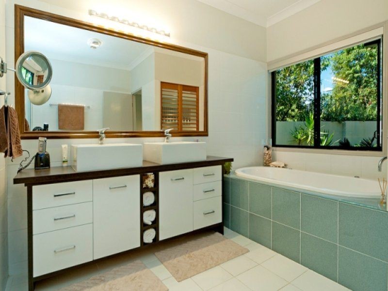 Hope Island QLD 4212