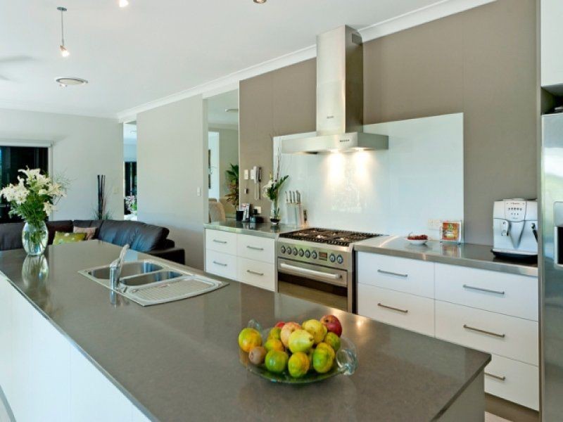 Hope Island QLD 4212