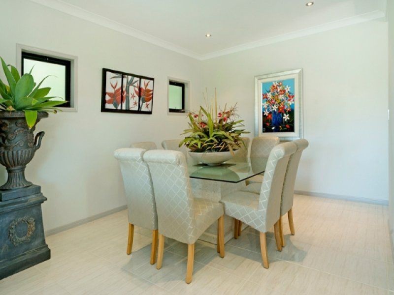 Hope Island QLD 4212