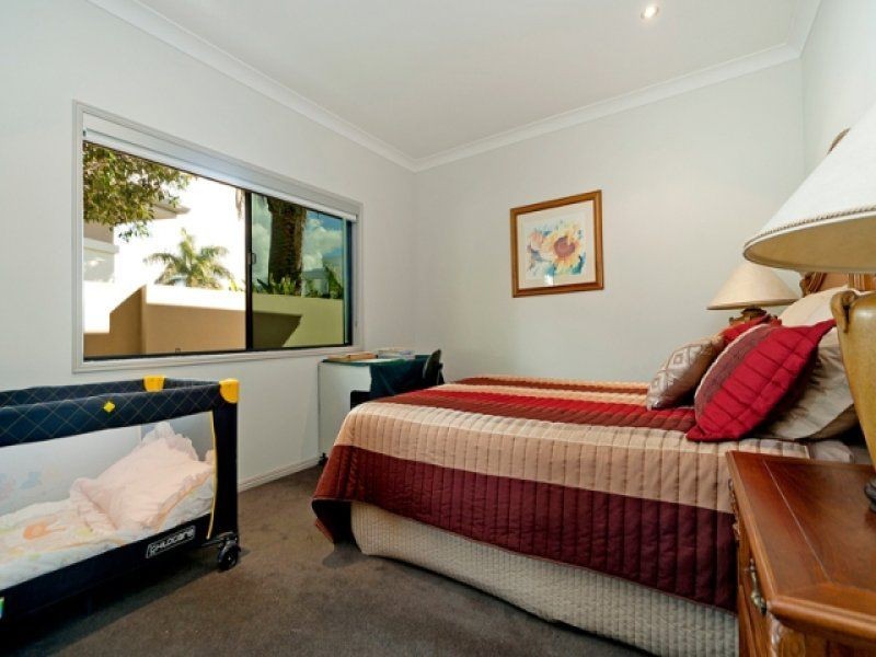 Hope Island QLD 4212