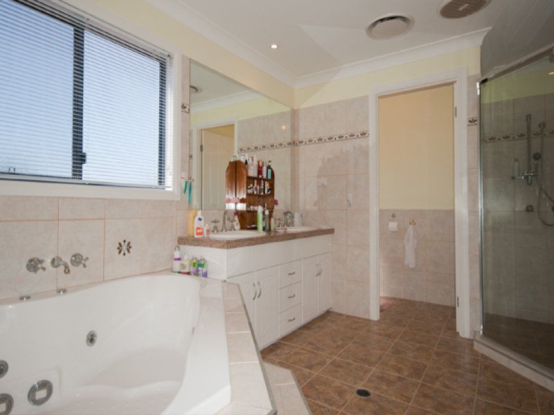 Paradise Point QLD 4216