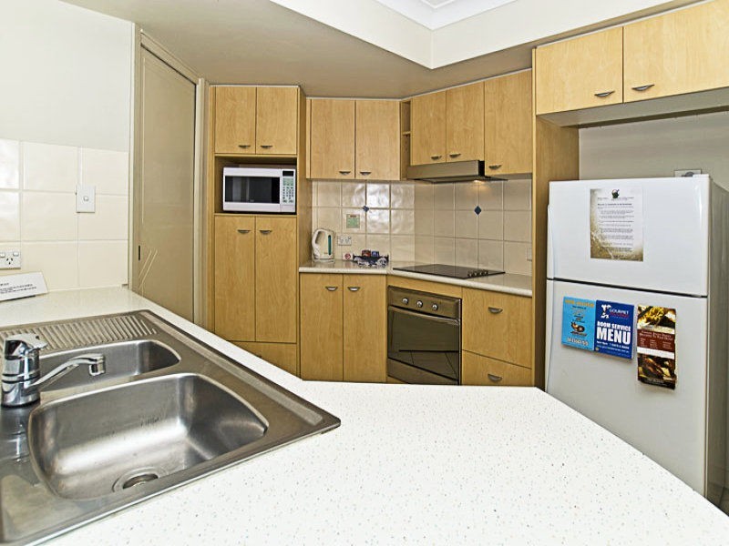 Labrador QLD 4215