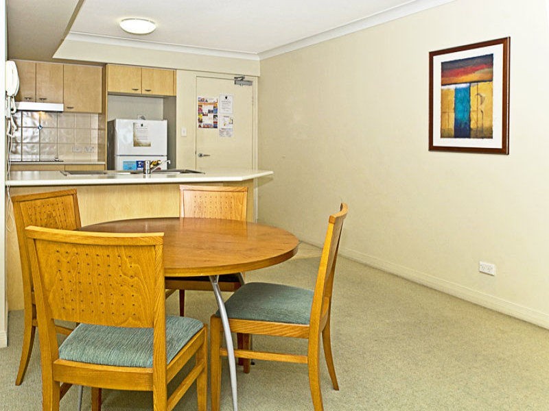 Labrador QLD 4215