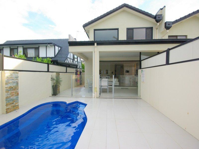 Runaway Bay QLD 4216