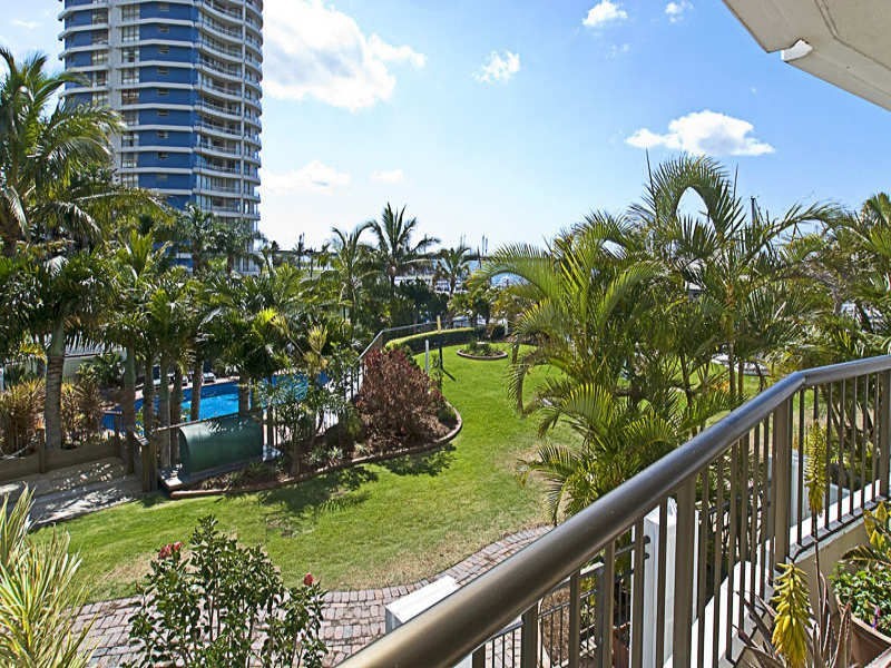 Runaway Bay QLD 4216