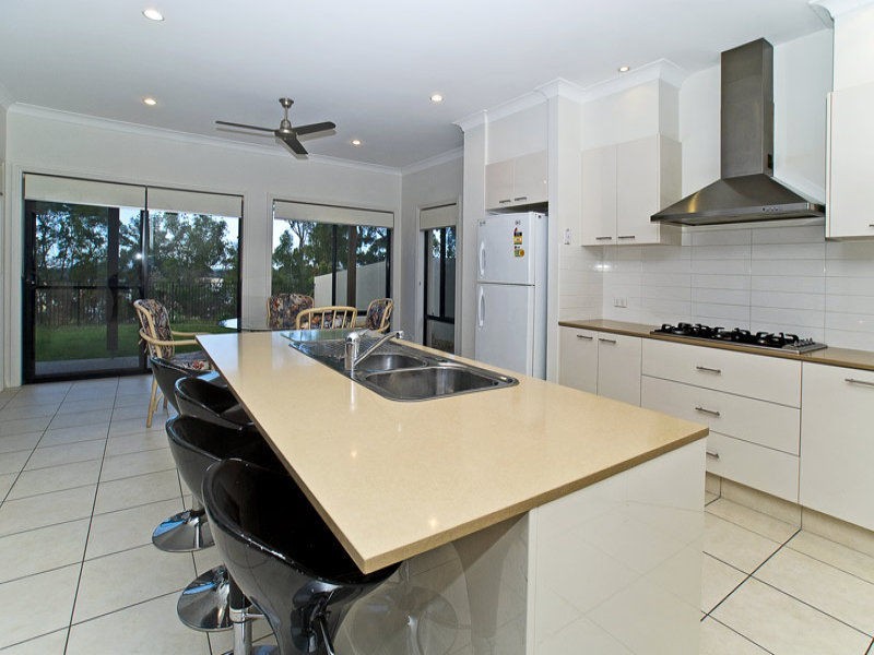 Molendinar QLD 4214
