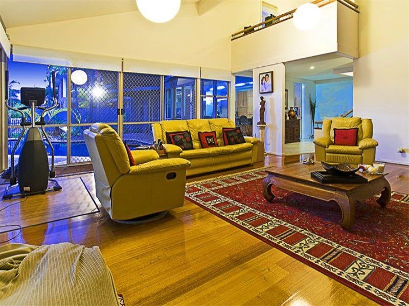 Ashmore QLD 4214