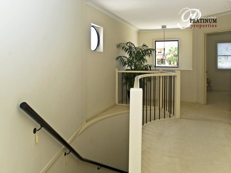 Hope Island QLD 4212