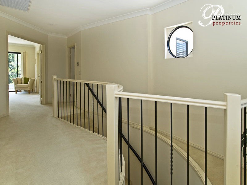 Hope Island QLD 4212