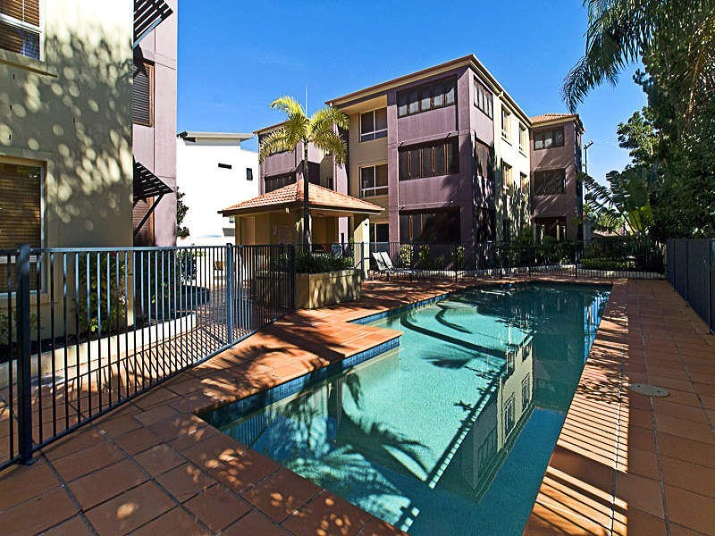 Runaway Bay QLD 4216