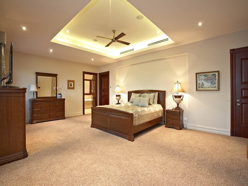 Sovereign Islands QLD 4216